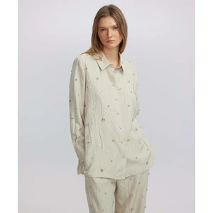 Dokulu ve Işlemeli Gömlek