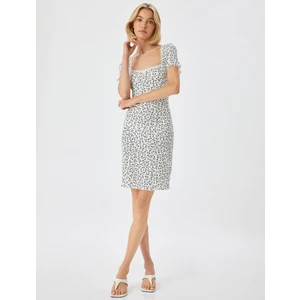 Mini Çiçekli Elbise Ribanalı Kısa Kollu Kare Yaka