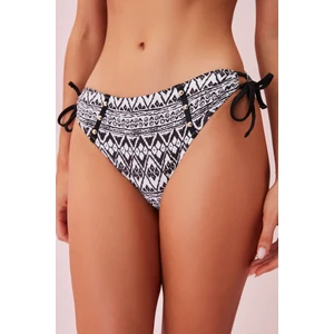 Yandan Bağlamalı Boncuklu Bikini Altı