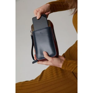 Helmbrook London Carlyle Uniseks Lacivert Haki Deri Ön Cepli Bileklikli Fermuarlı Rfid Korumalı Çanta