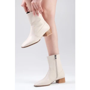 Mio Gusto Callie Bej Renk İnce Kürk Astarlı Yandan Fermuarlı Küt Burunlu Kadın Topuklu Bot