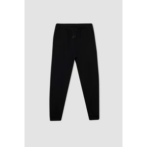 Erkek Çocuk Siyah Beli Paçası Lastikli Cepli Basic Düz Okul Jogger Eşofman Altı K8846A624AU
