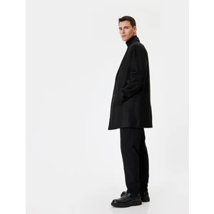 Slim Fit Kaşe Kaban Cep Detaylı