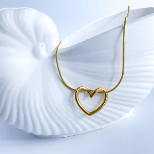 Çelik Gold Içi Boş Kalp Kolye