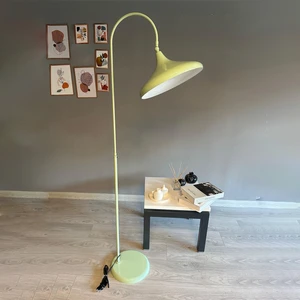 Lambader Hareketli Başlık Modern Dekoratif Metal Oturma Odası Çalışma Odası