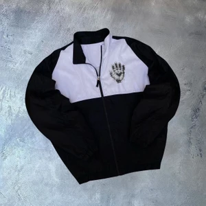 Tarz Yeri Unisex Uzun Kollu Paraşüt Kumaş Rüzgarlik - Siyah