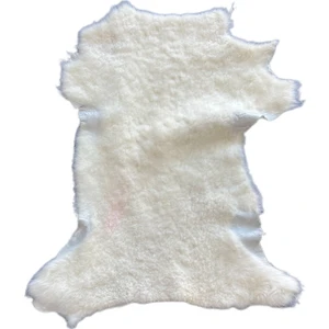 LN Leather Gerçek Kuzu Postu Kısa Tüylü - 50  x  40  cm  Küçük Ebatlı Dekorluk Kuzu Postu