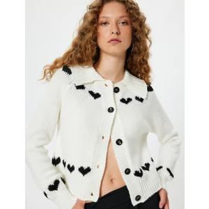 Triko Hırka Gömlek Yaka Düğmeli Kalp Desenli Uzun Kollu