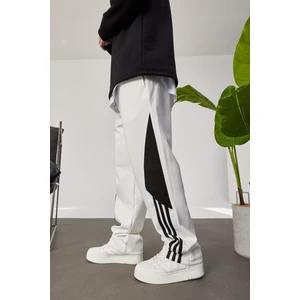 Parçalı 3 Çizgili Beyaz Eşofman