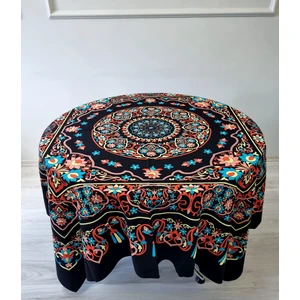 Otantik Kare Masa Örtüsü