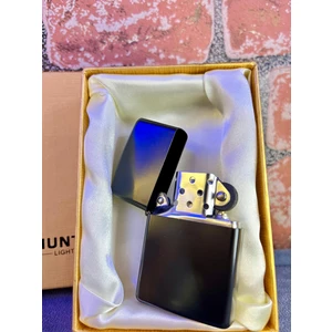Zippo Model Benzinli Metal Çakmak