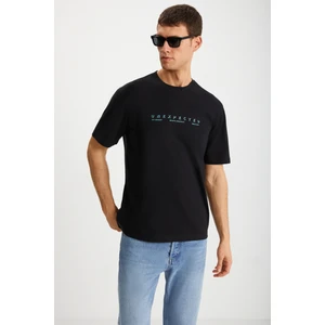 Kingsley Erkek Pamuk Baskılı Kısa Kollu Regular Fit Siyah T-Shirt