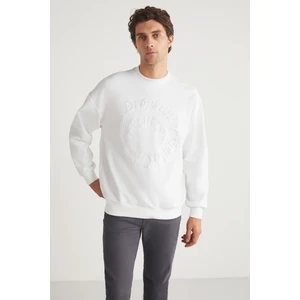 Rodrigo Erkek Bisiklet Yaka Scuba interlok Emboss Baskı Ekru Sweatshirt