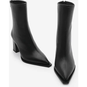 Kadın Topuklu Bot Sivri Burun Arkadan Fermuarlı Kalın Ökçe Kikas Siyah