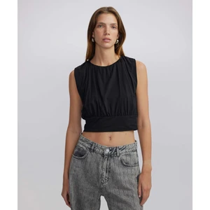 Büzgülü crop tişört IW6240070083001