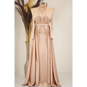 Önü Drapeli Kuyruklu Boncuk Işlemeli Miranda Tesettür Abiye Gold