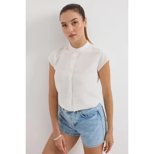 3711 Yarım Kol Keten Gömlek