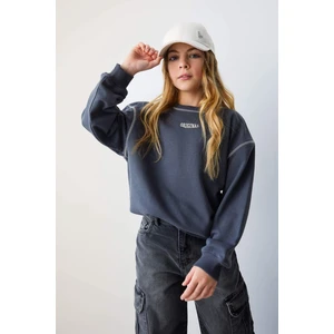 Kız Çocuk Oversize Geniş Kalıp Bisiklet Yaka Baskılı Sweatshirt C0103A824SP