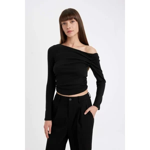 Siyah Slim Fit Dar Kesim Tek Omuzlu Ribana Basic Düz Uzun Kollu Tişört D4970AX24AU
