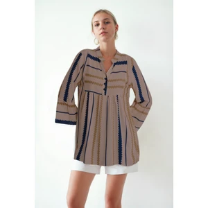 Zikzak Desen Düğmeli Bluz