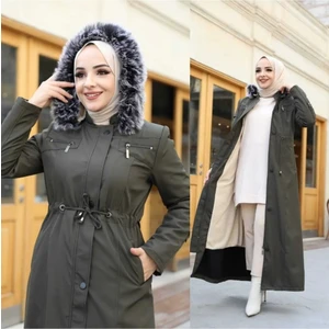 KMK Kombin Içi Tamamen Kürklü Su ve Rüzgar Geçirmez Battal Beden Spor Defile Büyük Beden Pardesü Mont