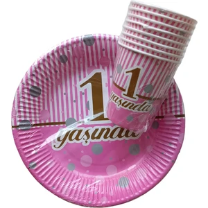 Ngüzel Party 1 Yaşında Temalı Doğum Günü 8 Adet Karton Tabak + 8 Adet Karton Bardak Seti Pembe