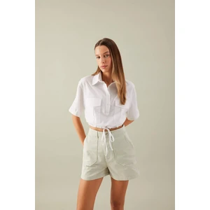 Cropped Fit Gömlek Yaka Keten Karışımlı Kısa Kollu Bluz C6812AX24SM