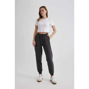 Beli Bağcıklı Cepli Regular Fit Jogger Eşofman Altı V2699AZ24SP