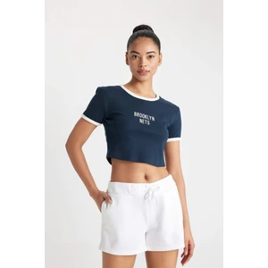 DeFactoFit NBA Brooklyn Nets Crop Bisiklet Yaka Ribana Kısa Kollu Tişört B9994AX24SM