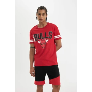 DeFactoFit NBA Chicago Bulls Standart Fit Bisiklet Yaka Kısa Kollu Tişört A1995AX24SM