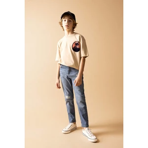 Erkek Çocuk Carrot Fit Yırtık Detaylı Düz Paça Jean Pantolon B6457A824SP