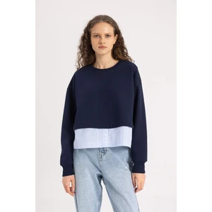 Relax Fit Bisiklet Yaka Etek Ucu Detaylı Basic Düz Kalın Sweatshirt C1285AX24SP