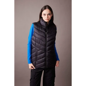 Su Geçirmez Regular Fit Yelek A0975AX23AU