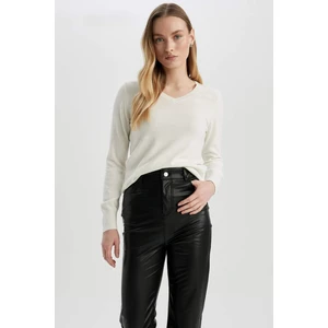 Regular Fit V Yaka Basic Düz Triko Kazak F7088AZ23WN