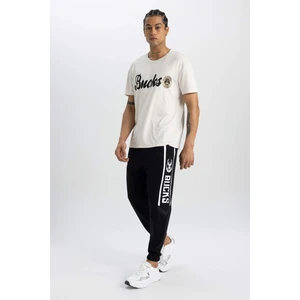 DeFactoFit Jogger Eşofman Altı NBA Milwaukee Bucks Standart Fit Lastikli Paça B3913AX24SP