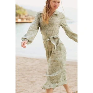 Gömlek Yaka Desenli Aerobin Uzun Kollu Kuşaklı Midi Elbise