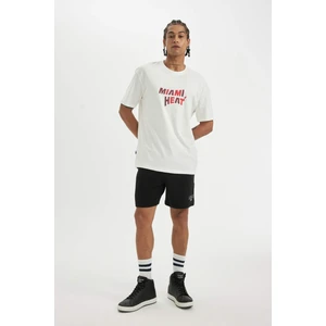 DeFactoFit NBA Miami Heat Standart Fit Kısa Paça Şort B9915AX24SM