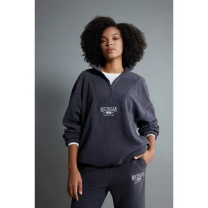 Oversize Fit Yarım Fermuarlı Polar Sweatshirt Y2649AZ23WN