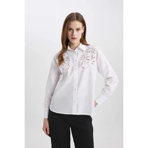 Oversize Fit Delikli Poplin Uzun Kollu Beyaz Gömlek C0061AX24SP