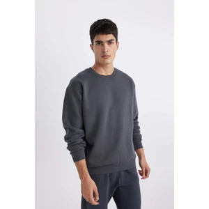 Oversize Fit Bisiklet Yaka Basic Sweatshirt T5139AZ23AU