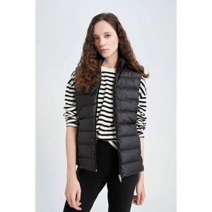Su İtici Regular Fit Dik Yaka Basic Cepli Şişme Yelek Z0760AZ23SP