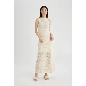A Kesim Halter Yaka Kroşe Kolsuz Maxi Triko Elbise C1391AX24SM