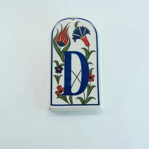 D Harf  -Iznik Motifli Lale-Karanfilli Kapı Numarası, Otel Oda Numaralrı,tatil Köyü Oda Numarasıd