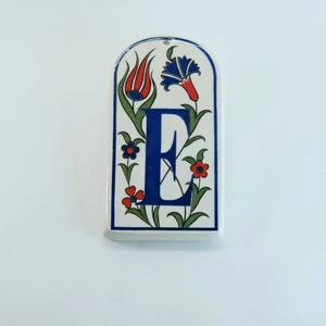 E Harf  -10.5 cm İznik Motifli Lale-Karanfilli Kapı Numarası, Otel Oda Numaralrı,Tatil Köyü Oda Numarası