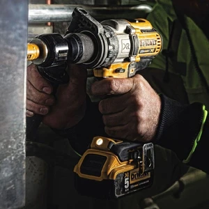 DCD996P2 18VOLT/5.0AH Li-Ion Çift Akülü Kömürsüz Darbeli Matkap