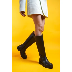 Tintneth Siyah Suni Deri Kadın Çizme – Düz Topuklu, Günlük Kullanıma Uygun Rahat ve Şık Tasarım