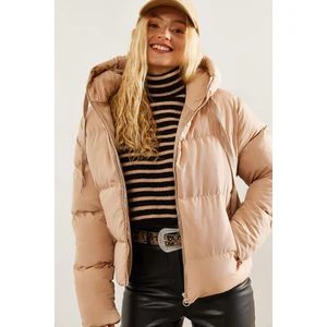 Kadın Kapüşonlu Şişme Mont