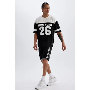DeFactoFit Standart Fit Sporcu Kısa Paça Ağır Kumaş Şort C1840AX24SM