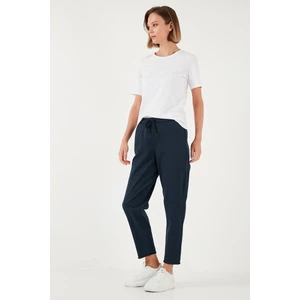 Pamuklu Normal Bel Regular Fit Düz Paça Pantolon Bayan Pantolon 668YP42282S4