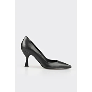 Siyah Deri Kadın Stiletto